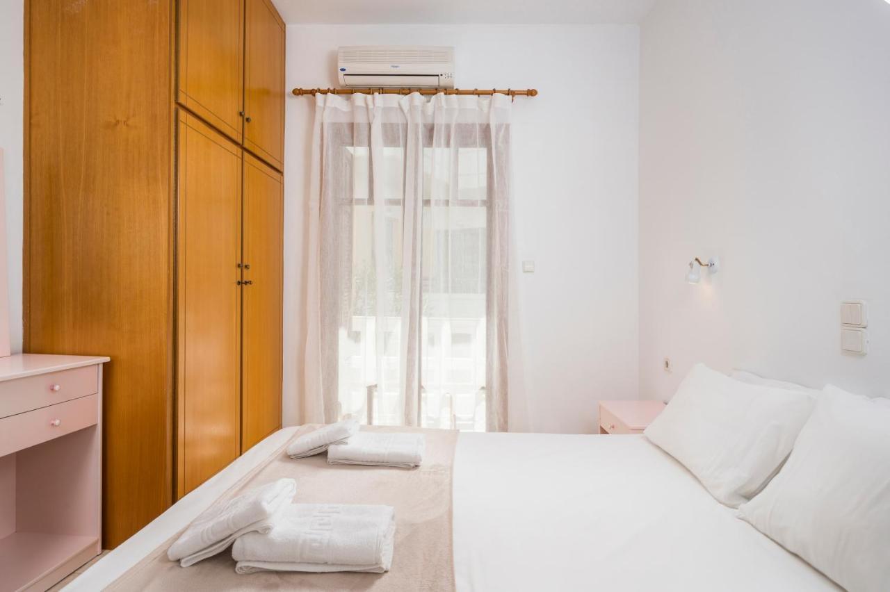 Captain Michalis Apartments Galatás Zewnętrze zdjęcie